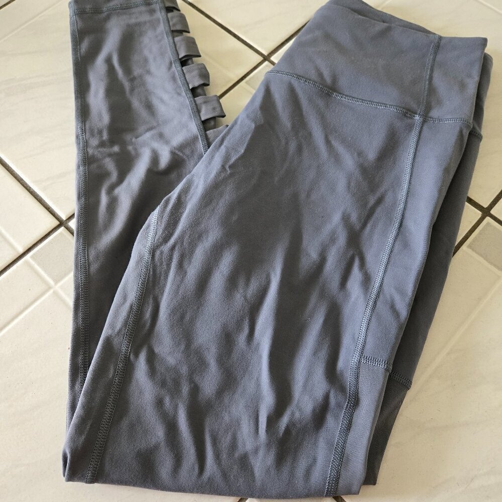 Victoria's Secret Knockout Gray Mesh Cutout Leggings M
